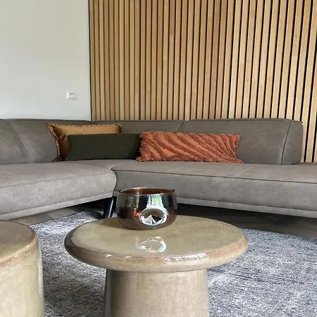 In With Veranda Holiday home