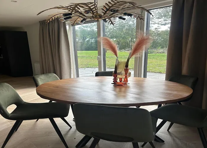 In With Veranda Holiday home *